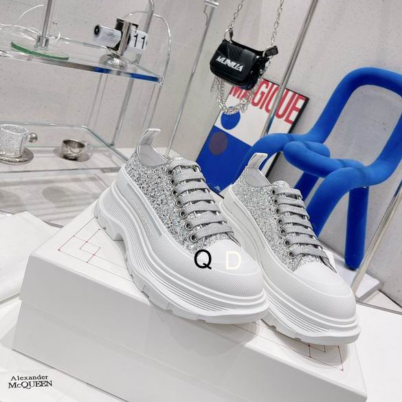men Alexander McQueen shoes-003